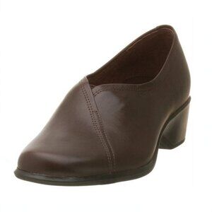 Clarks Artisan Lancer Slip On Brown